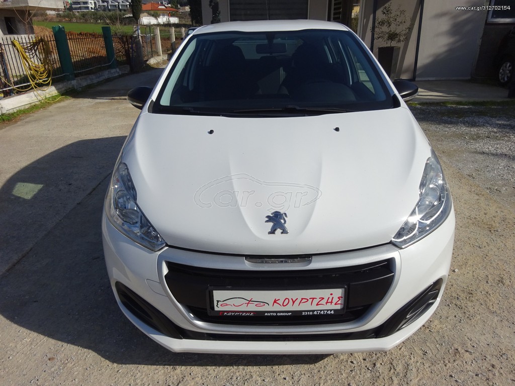 PEUGEOT 208 2016
