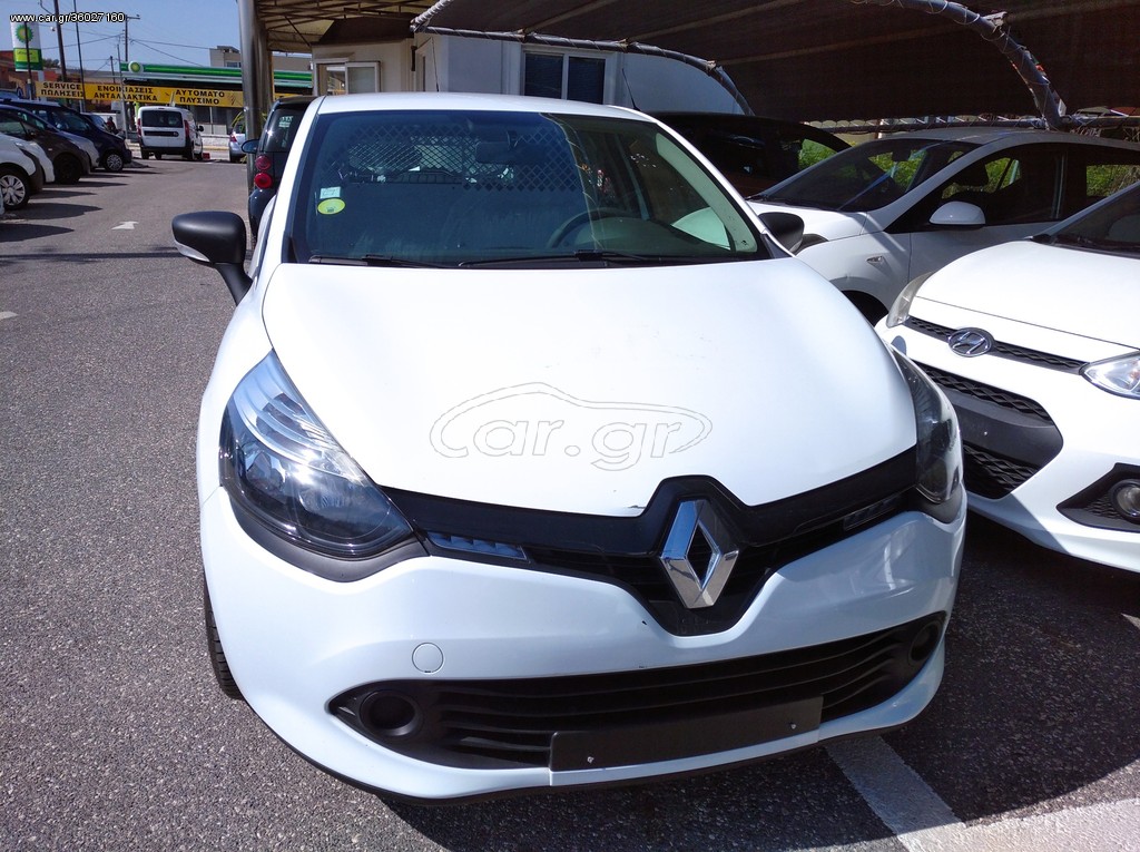 RENAULT CLIO 2015