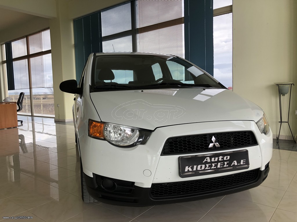 Mitsubishi colt 2013