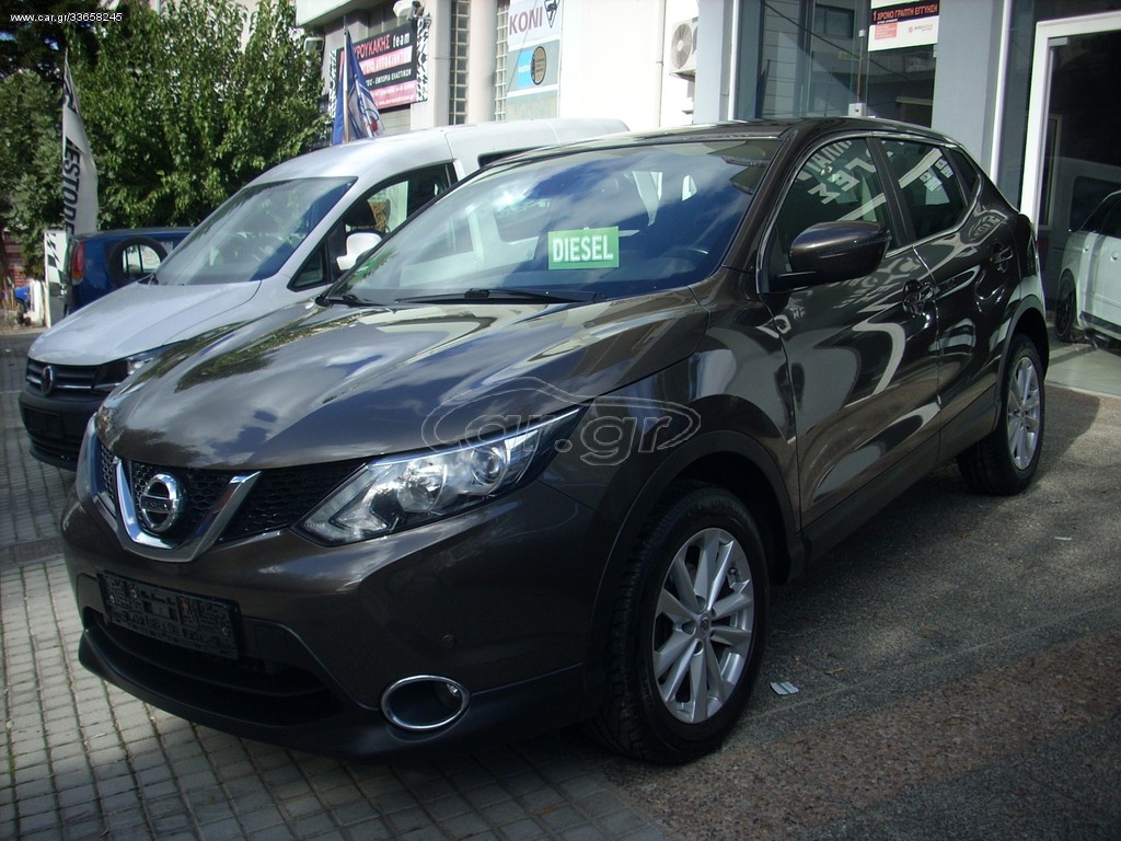 Nissan qashqai 2015 год