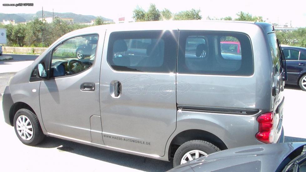 NISSAN EVALIA 2010