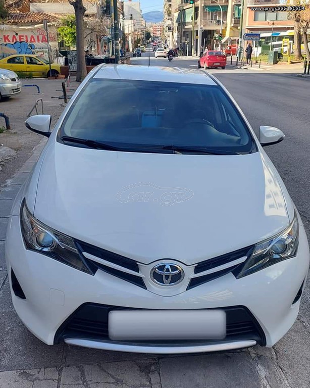 TOYOTA AURIS 2002