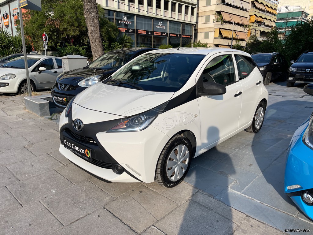 TOYOTA AYGO 2015