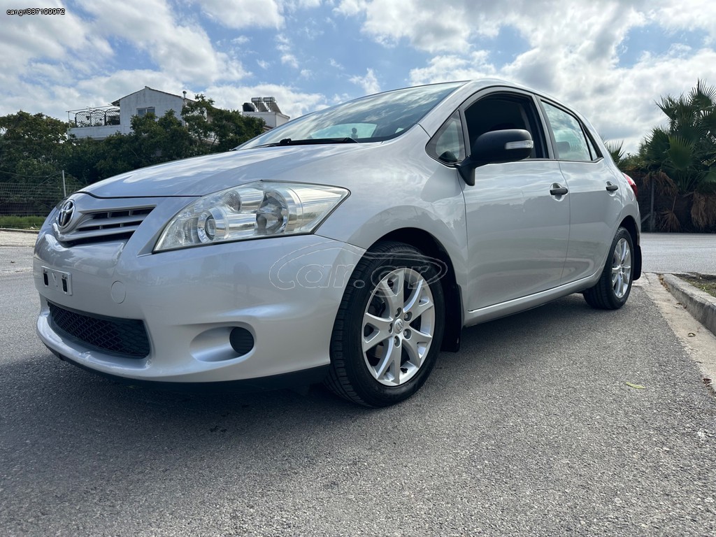 TOYOTA AURIS 2014