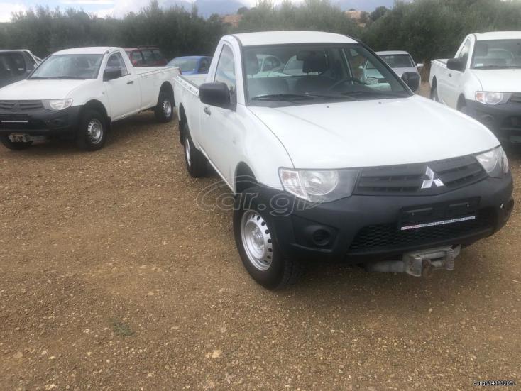 MITSUBISHI L200 2013