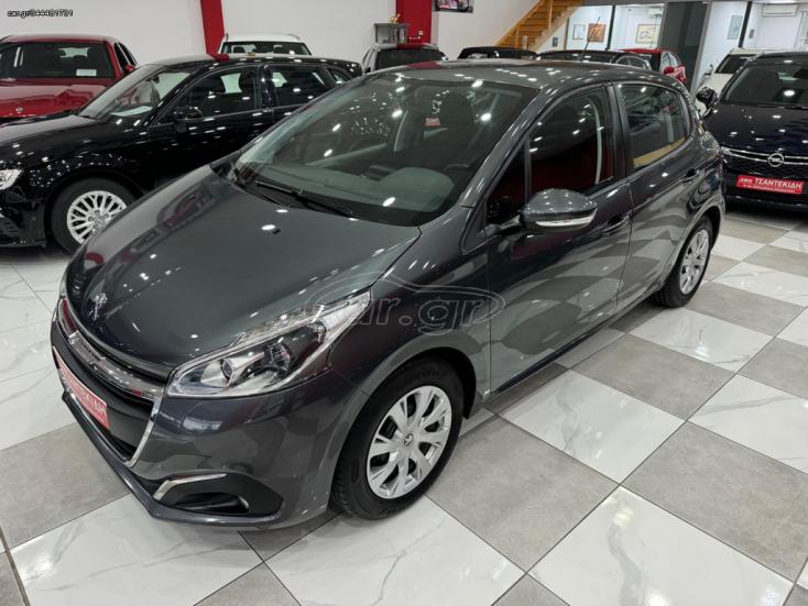 PEUGEOT 208 2017