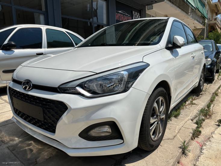 HYUNDAI i20 2019