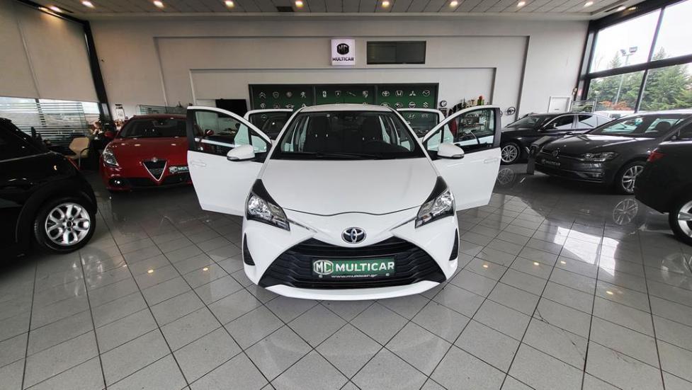 TOYOTA YARIS 2019