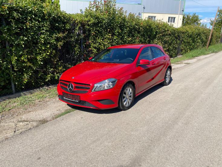 MERCEDES A180 2013