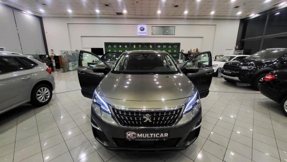 PEUGEOT 3008 2019