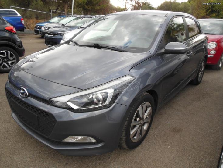 HYUNDAI i20 2017