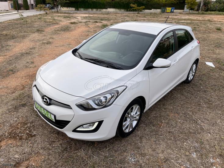 HYUNDAI i30 2013