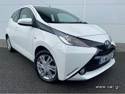 TOYOTA AURIS 2017