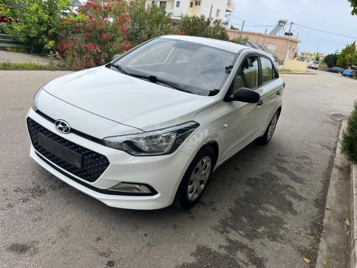 HYUNDAI i20 2017