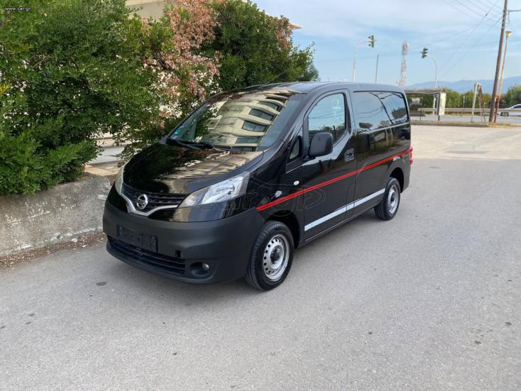 NISSAN NV200 2013