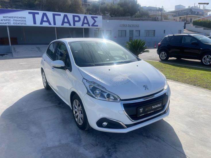 PEUGEOT 208 2019