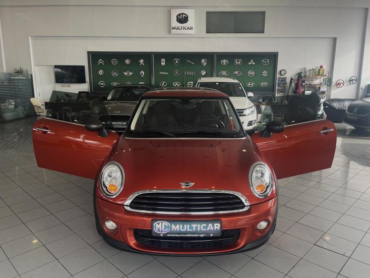 MINI ONE 2012