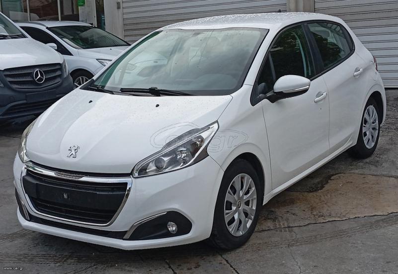 PEUGEOT 208 2018