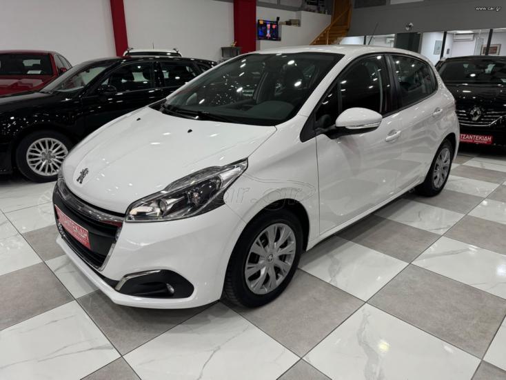 PEUGEOT 208 2019