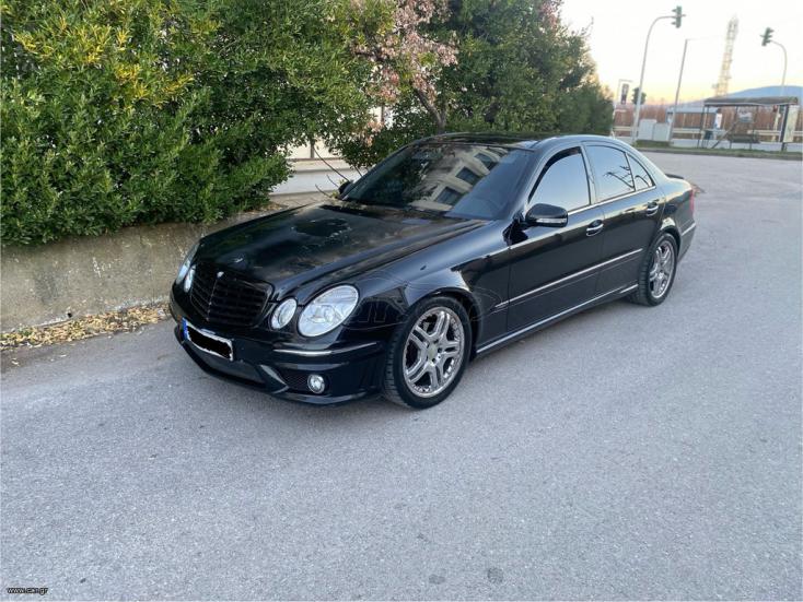 MERCEDES E200 2005