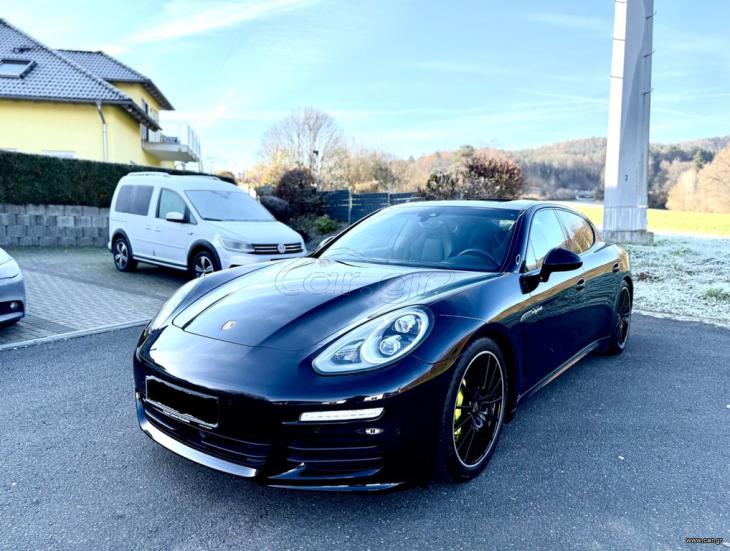 PORSCHE PANAMERA 2015