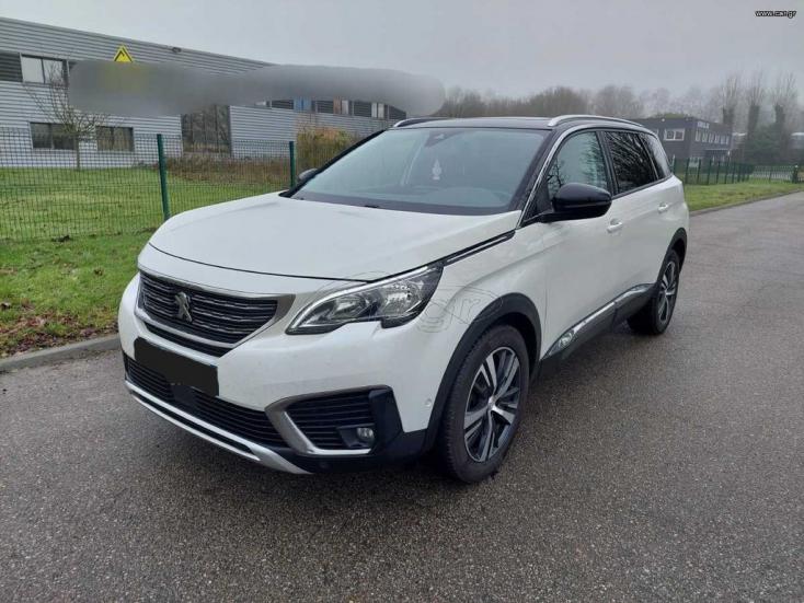 PEUGEOT 5008 2019