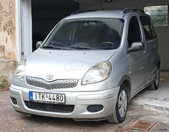 TOYOTA YARIS 2003