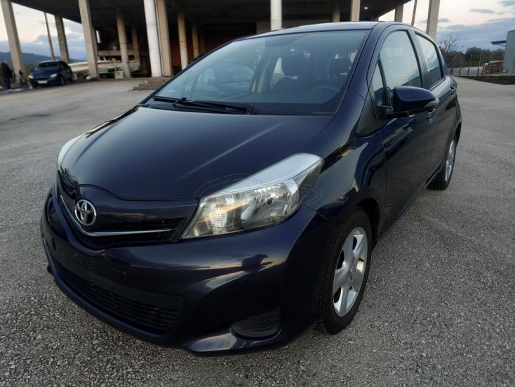 TOYOTA YARIS 2012