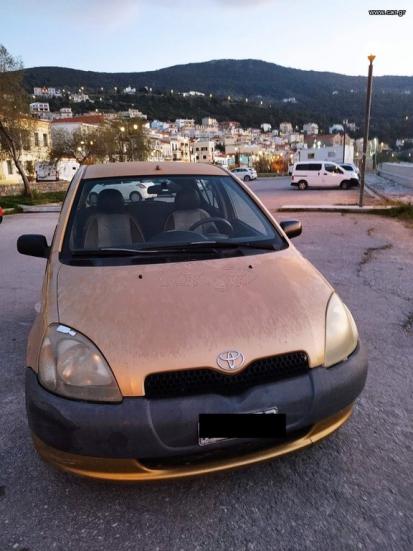 TOYOTA YARIS 2001