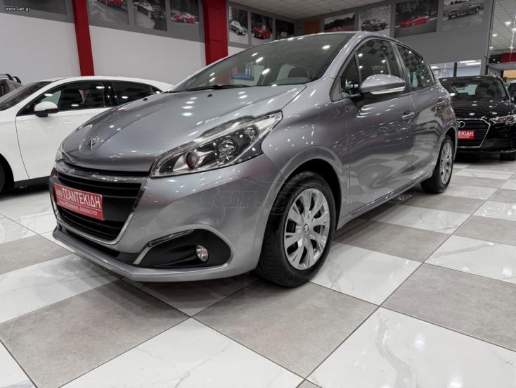 PEUGEOT 208 2019