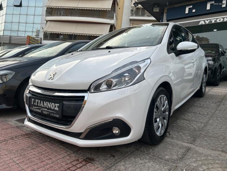 PEUGEOT 208 2019