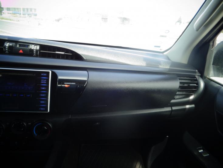 TOYOTA HILUX 2019