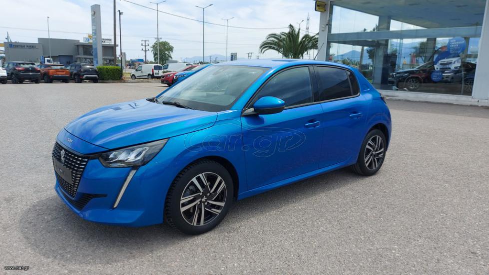 PEUGEOT 208 2021