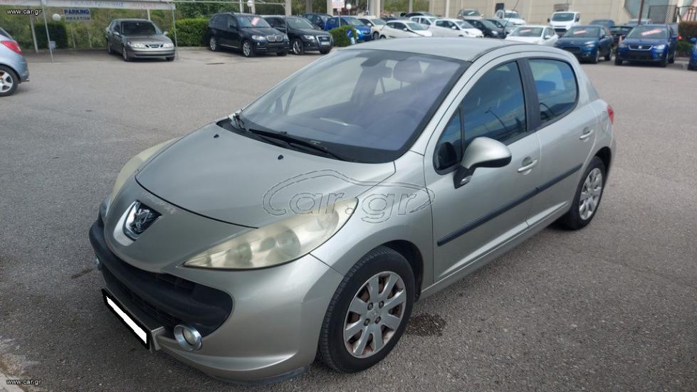 PEUGEOT 207 2009