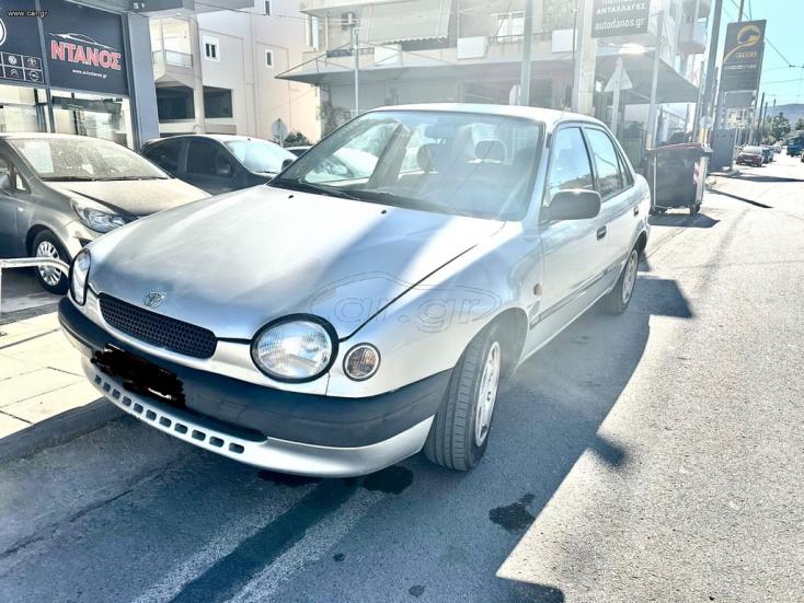 TOYOTA COROLLA 2000