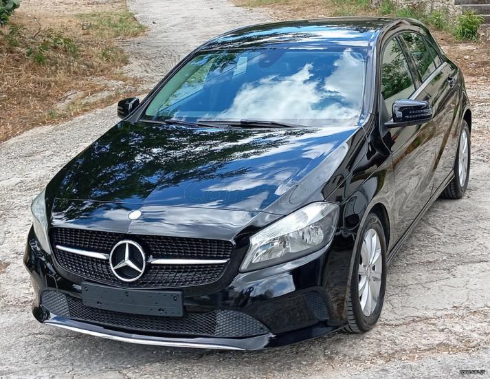 MERCEDES A180 2017