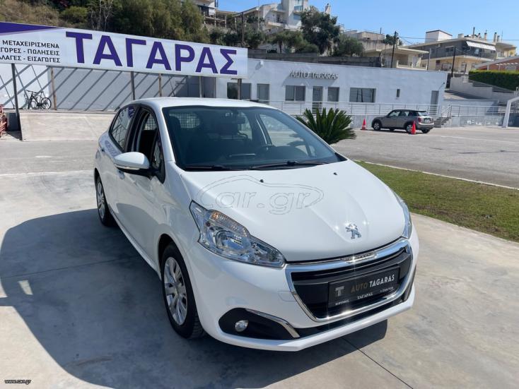 PEUGEOT 208 2019