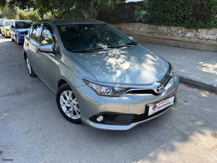 TOYOTA AURIS 2018