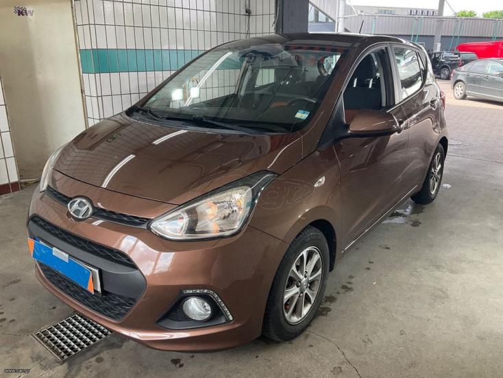 HYUNDAI i10 2016
