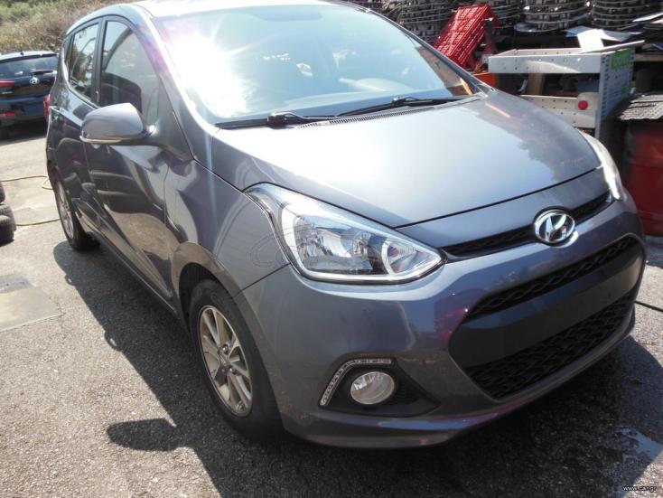 HYUNDAI i10 2016