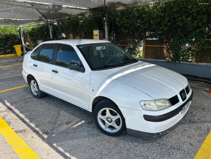 SEAT CORDOBA 2000