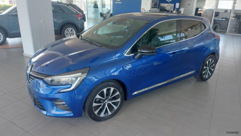 RENAULT CLIO 2023