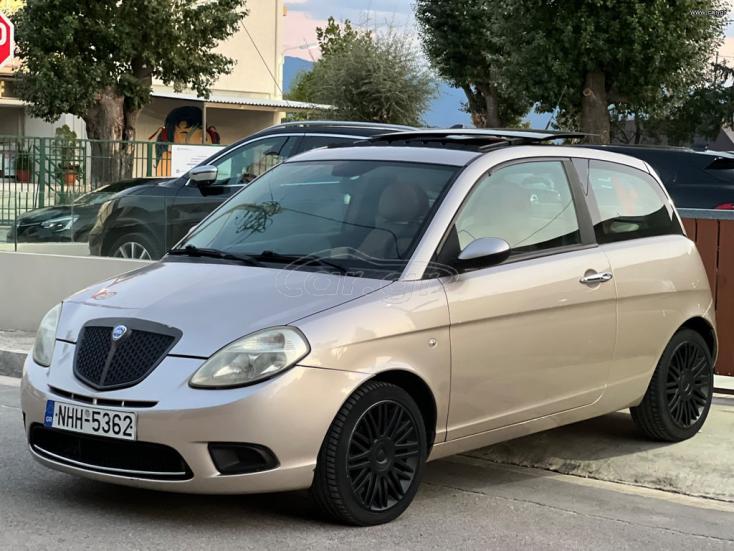LANCIA YPSILON 2006