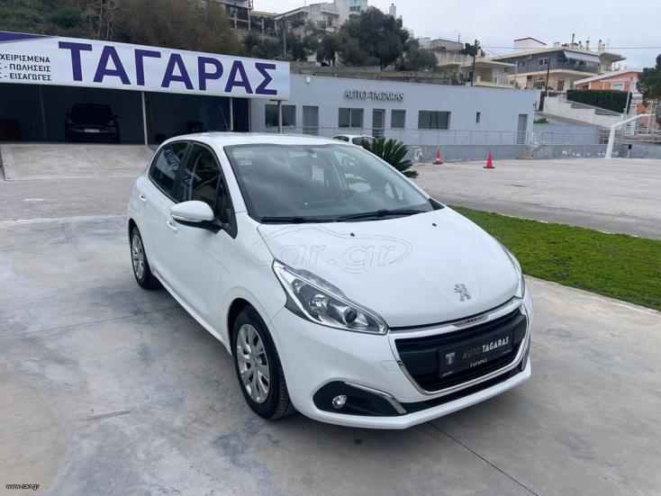 PEUGEOT 208 2018