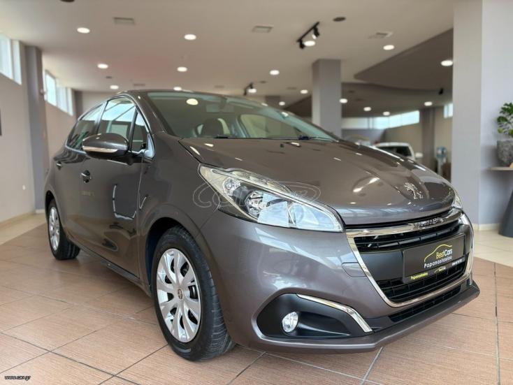 PEUGEOT 208 2018