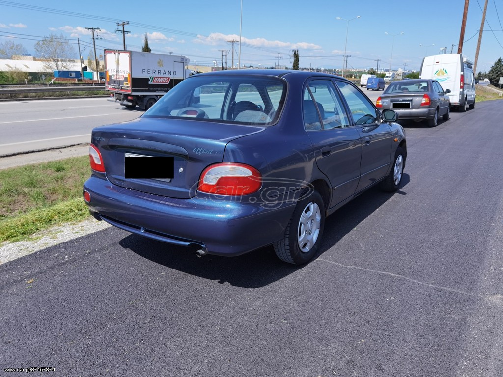 Hyundai accent 98 года